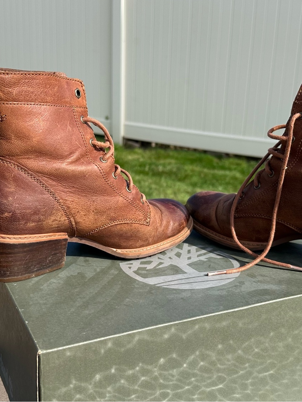 Timberland Brown Leather Lace-Up Combat Boots - Picture 5 of 6